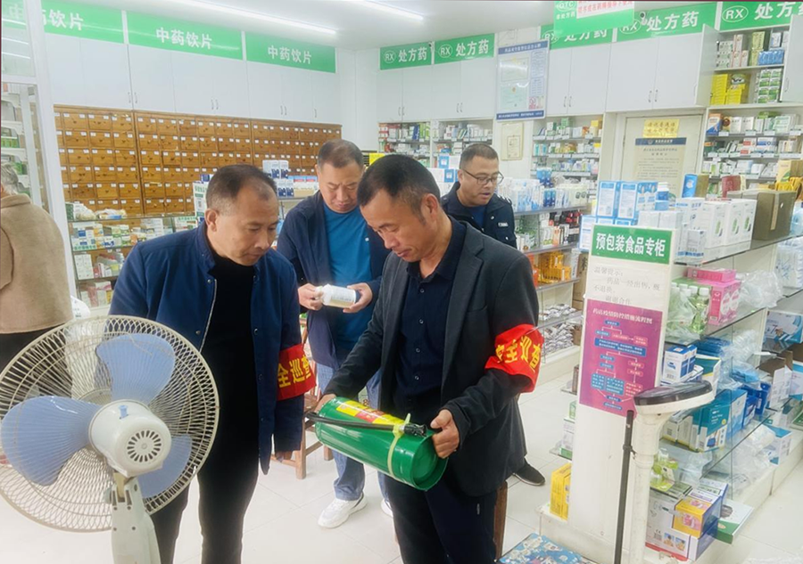 護航“雙節” 潛江開展節前預包裝食品批發專項檢查